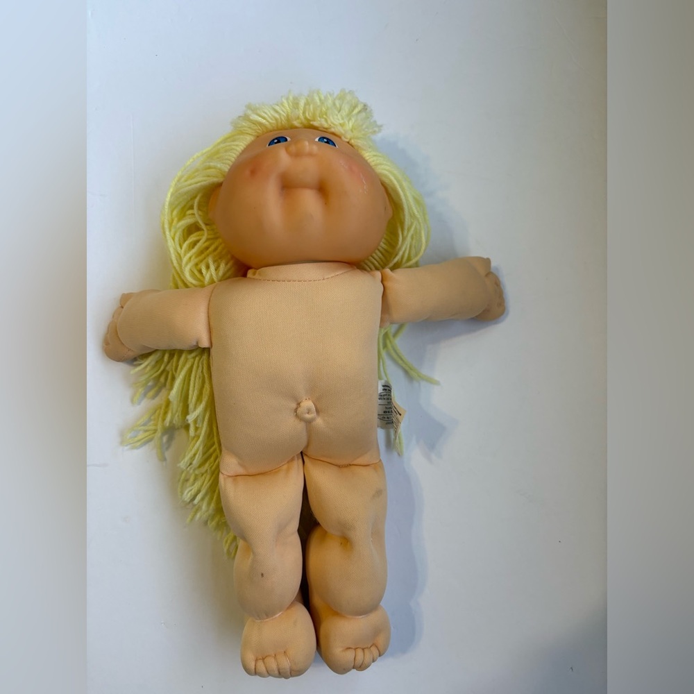 Cabbage Patch Kids doll - Picture 2 of 6
